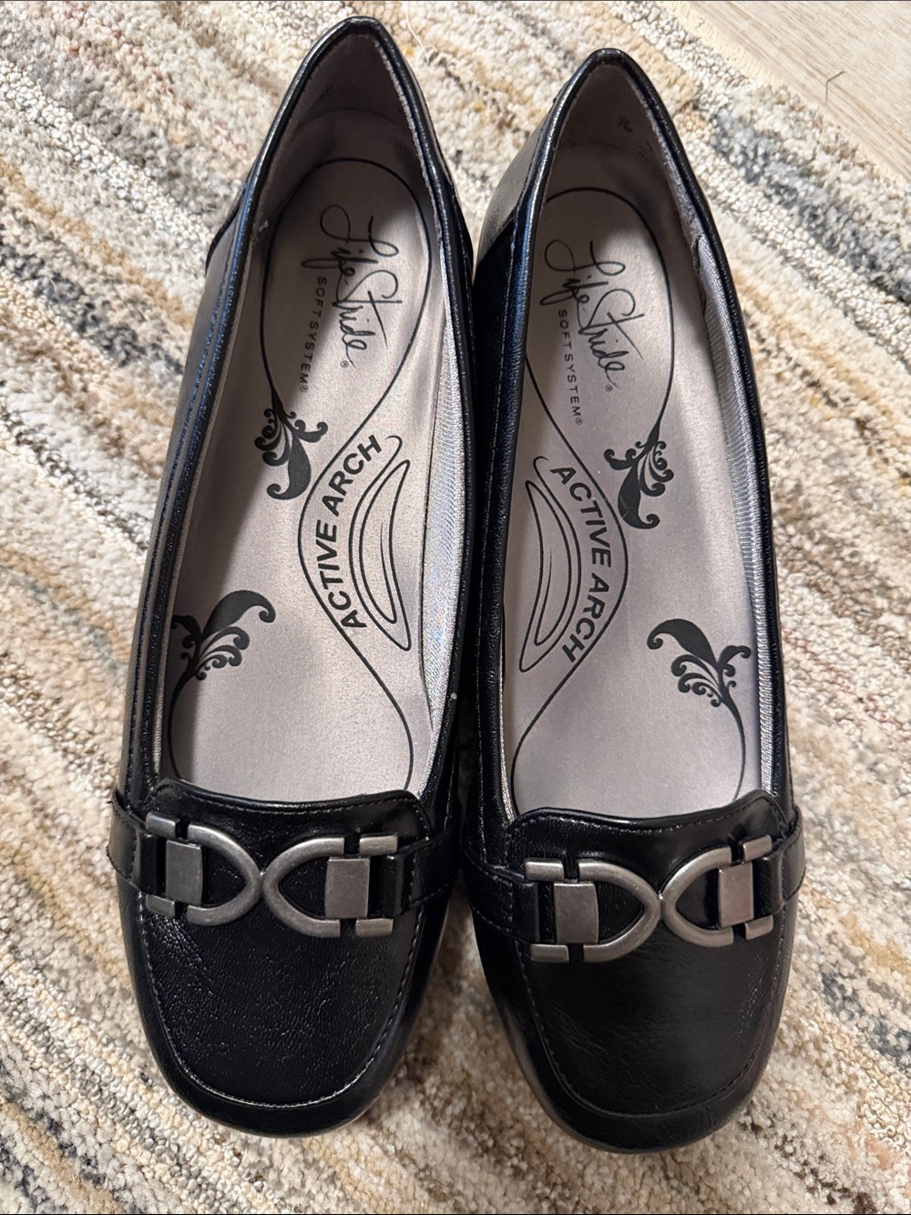 NEW LifeStride Women's BASE Flat - Black Active Arch Technology Size 7